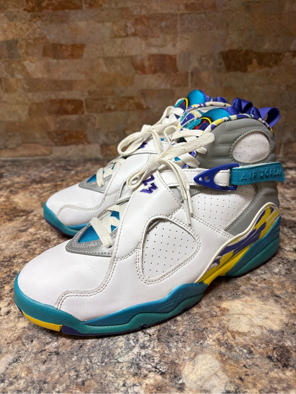 Jordan 8 Retro 2019 White Aqua CI1236-100 Women Size 9 Men’s Size 7.5